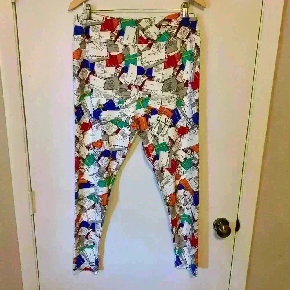LulaRoe Christmas Legging Size TC2